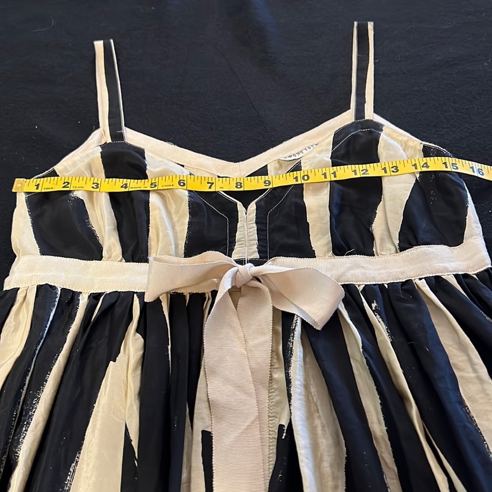 Spaghetti Strap V-neckline Black and Cream Striped Twenty8Twelve Dress Size 8 - Picture 9 of 13